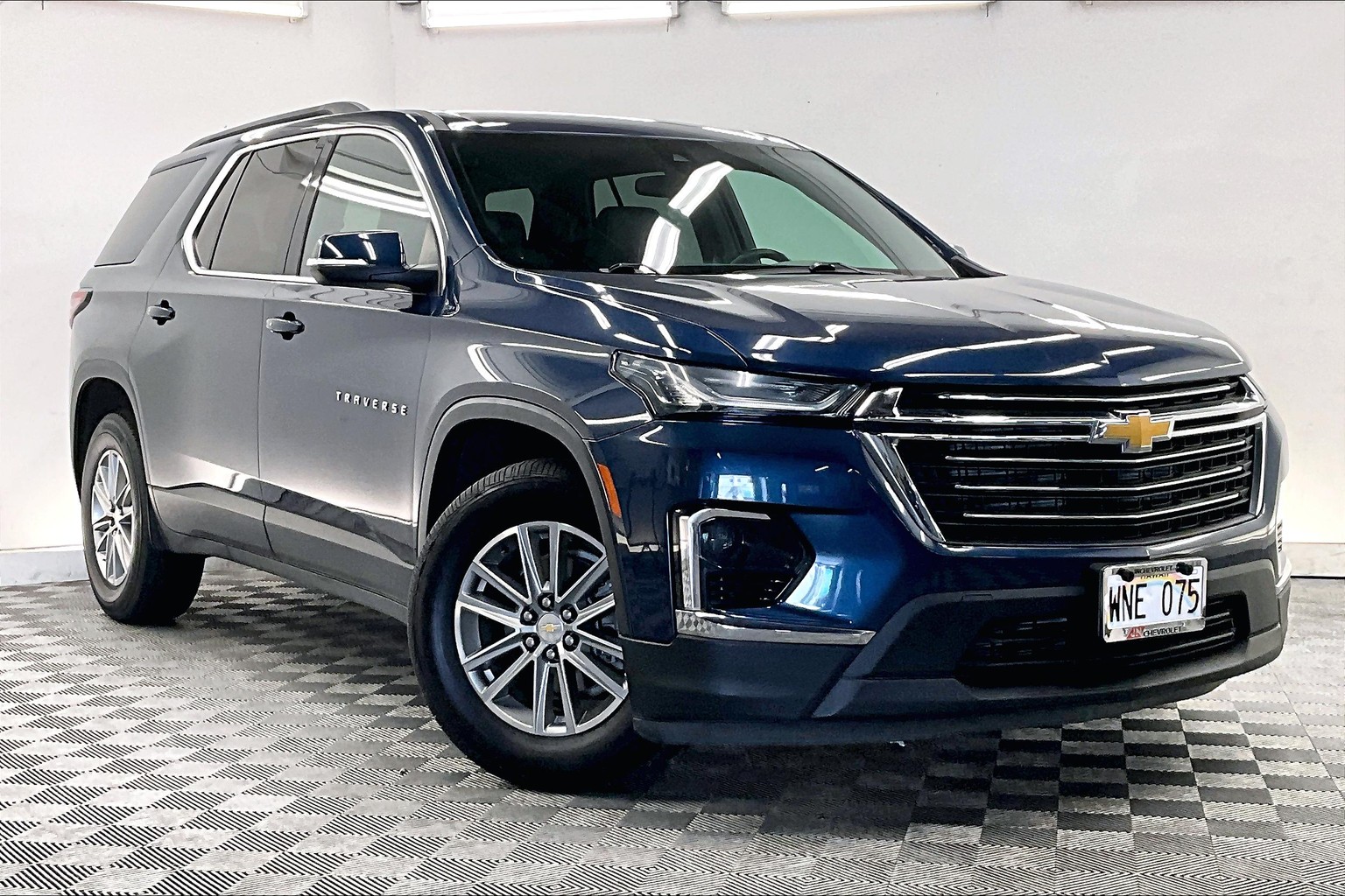Used Northsky Blue Metallic 2022 Chevrolet Traverse LT